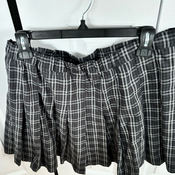 Aerie plaid skirt size XL - Picture 3 of 3